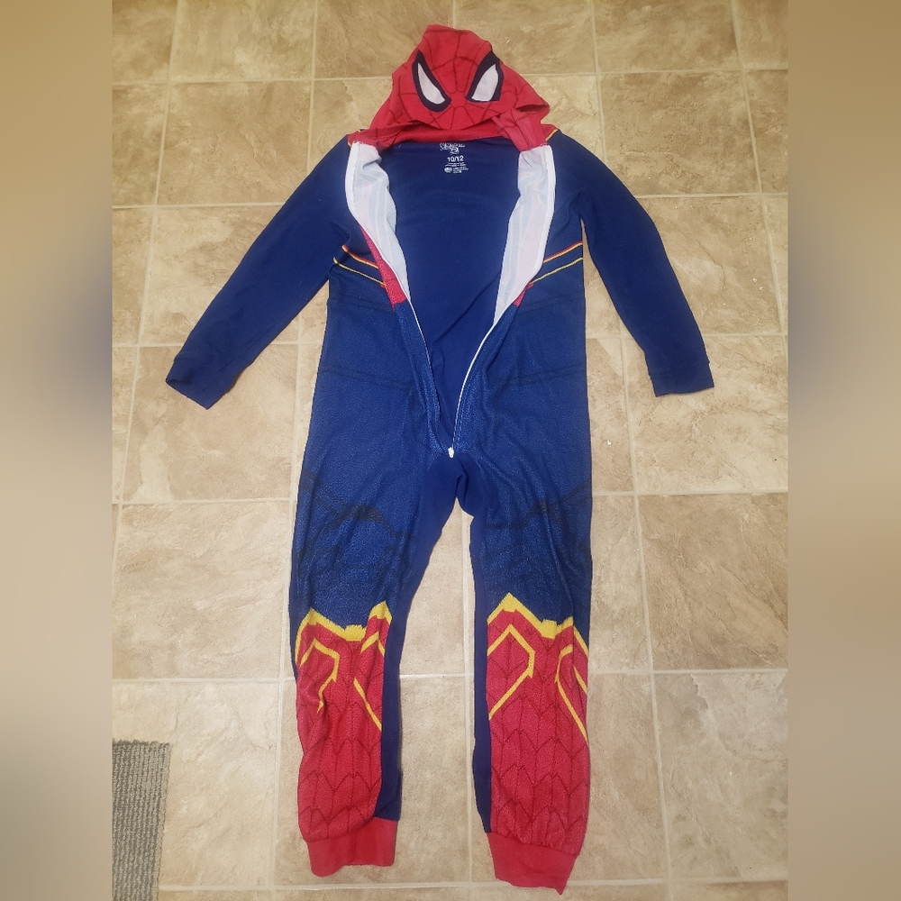 Pajamas - Picture 2 of 3